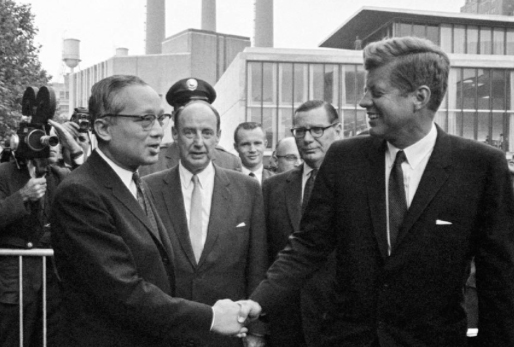 US President John F. Kennedy (right) says farewell to Secretary-General U Thant after addressing the UN General Assembly on Sept 20, 1963 [CaddyUNspeech1963Sept20]
